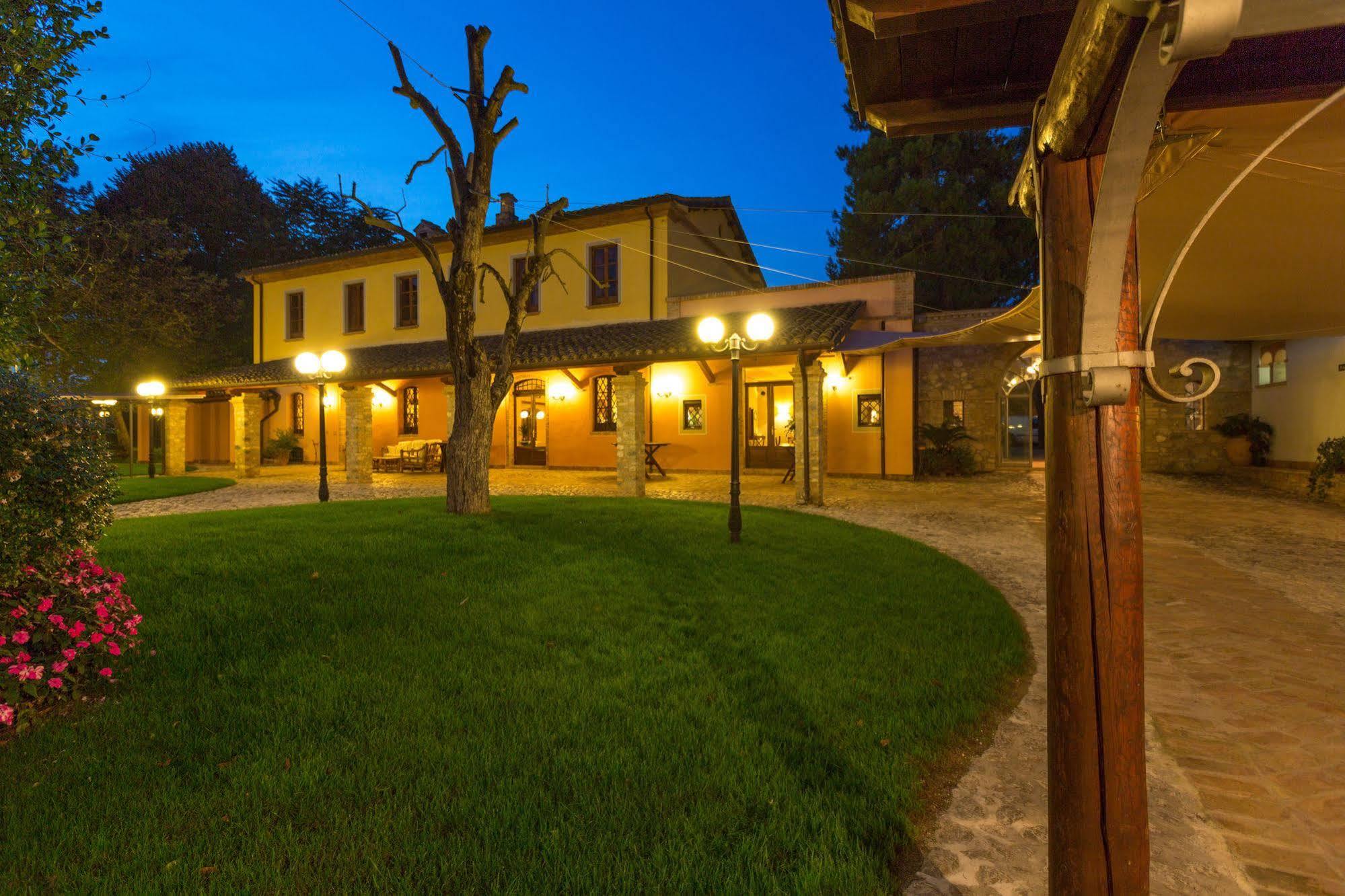 Corte Dei Tini Villa Vomano Экстерьер фото