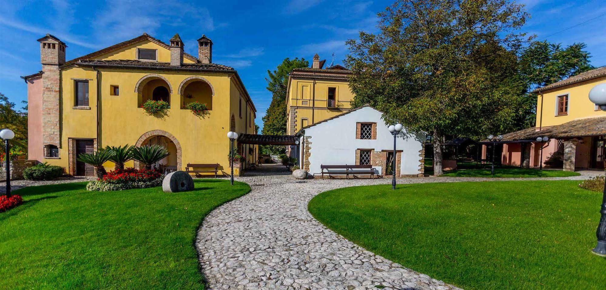 Corte Dei Tini Villa Vomano Экстерьер фото