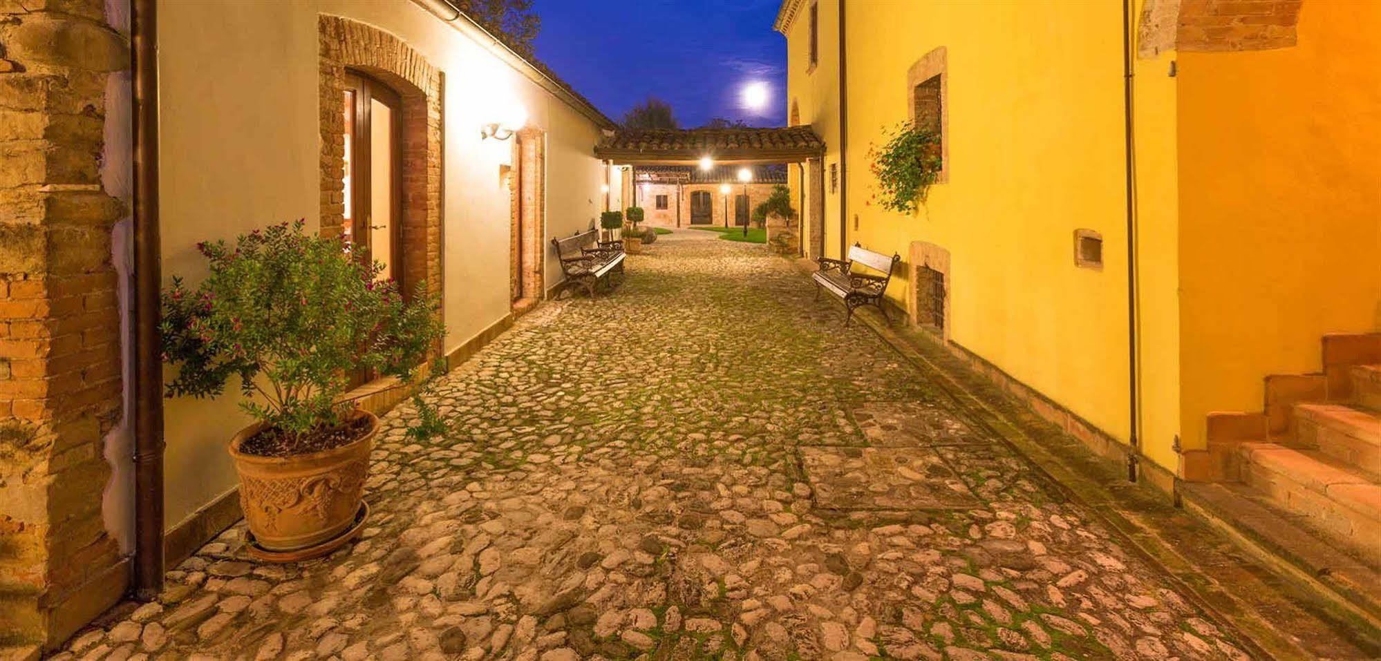 Corte Dei Tini Villa Vomano Экстерьер фото