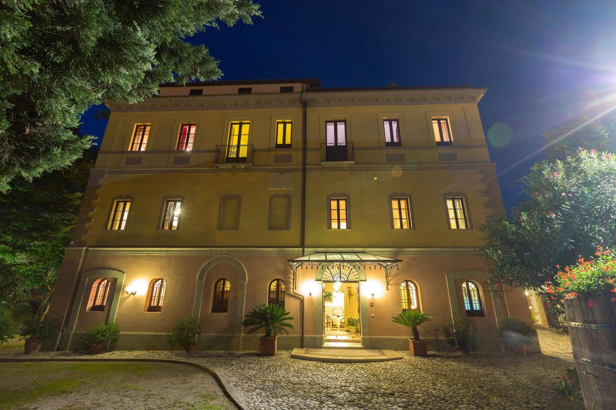 Corte Dei Tini Villa Vomano Экстерьер фото